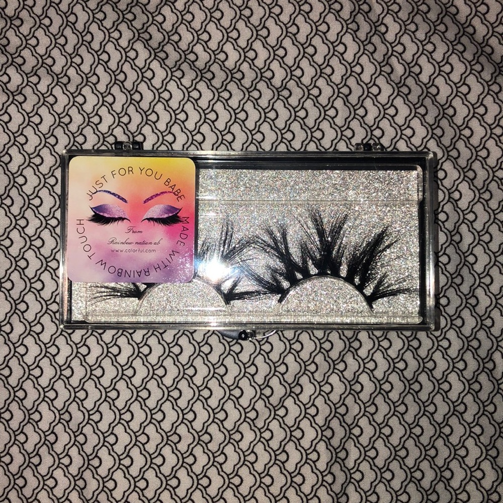 Luxury lashes